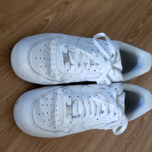 Nike Air Force One shoes - Picture 1 of 5